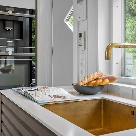 Beautiful In With Wifi *